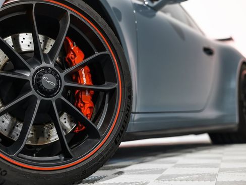 Used 2018 Porsche 911 GT3 w/ Sport Chrono Package image 11