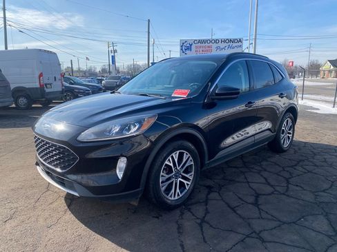 Used 2021 Ford Escape SEL image 7