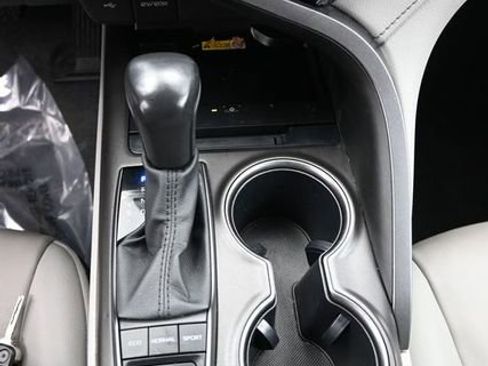 Used 2023 Toyota Camry XSE image 19