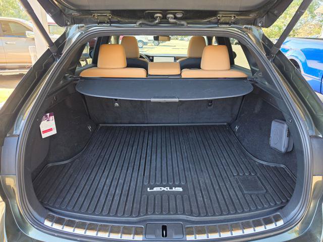 Used 2023 Lexus RX 350 w/ Accessory Package (2T) AWD/4WD image 14
