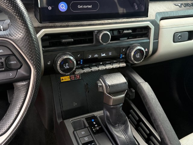 Used 2024 Toyota Tacoma Limited w/ Limited Package (LT) AWD/4WD image 13