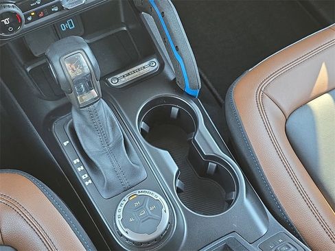 Used 2023 Ford Bronco Outer Banks image 25