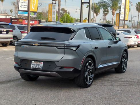 Used 2026 Chevrolet Equinox EV LT w/ Convenience Package II image 5