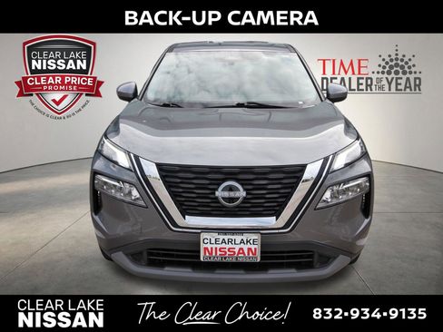 Certified 2023 Nissan Rogue SV FWD image 2
