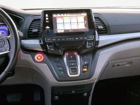 Used 2018 Honda Odyssey EX-L image 9