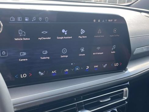 New 2026 Chevrolet Traverse LT w/ Driver Confidence Package FWD image 13