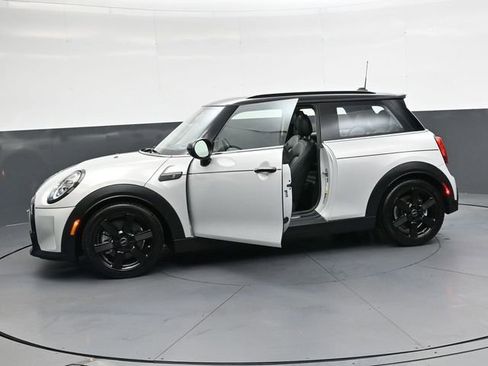 Used 2022 MINI Cooper S image 40