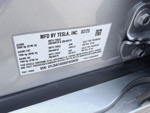 Used 2025 Tesla Model S Plaid AWD/4WD image 30