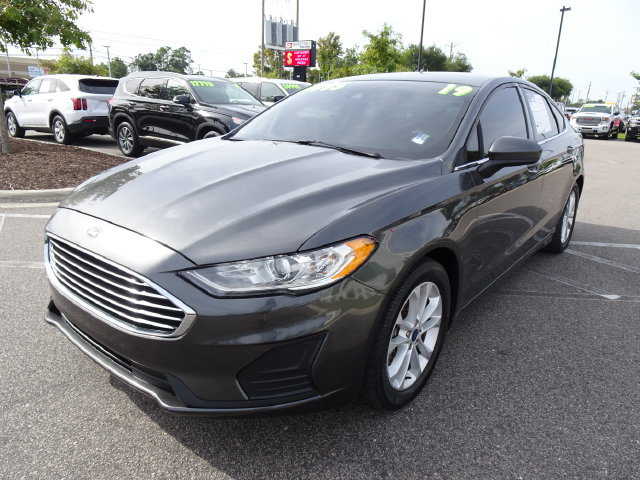 Used 2019 Ford Fusion SE FWD image 8