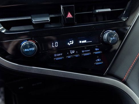 Used 2023 Toyota Camry XSE image 18