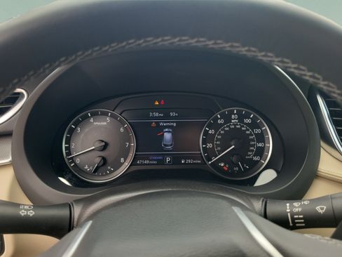 Used 2022 INFINITI QX50 Luxe FWD image 19