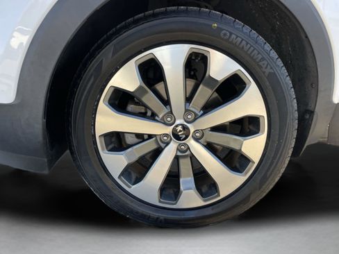 Used 2020 Kia Telluride EX w/ EX Premium Package image 36