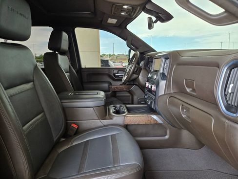 Used 2021 GMC Sierra 2500 Denali w/ Denali Ultimate Package AWD/4WD image 27