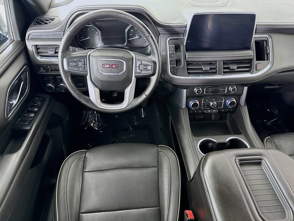 Used 2021 GMC Yukon SLT AWD/4WD image 3