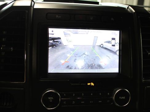 Used 2019 Ford Expedition Max Limited w/ Equipment Group 301A RWD image 24