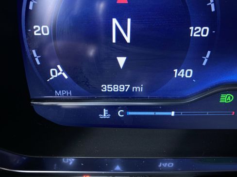 Used 2024 Chevrolet Tahoe RST w/ RST Performance Edition image 4