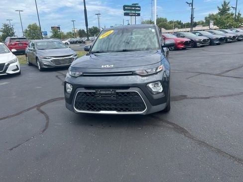 Used 2022 Kia Soul LX w/ Technology Package image 11