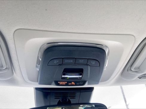 Used 2024 Toyota Corolla LE FWD image 31