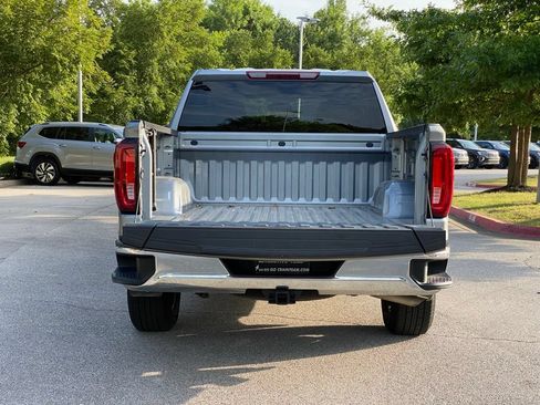 Used 2025 GMC Sierra 1500 SLT AWD/4WD image 7