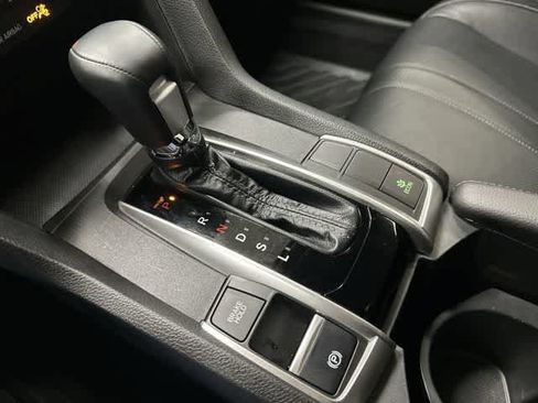 Used 2018 Honda Civic EX-L image 24