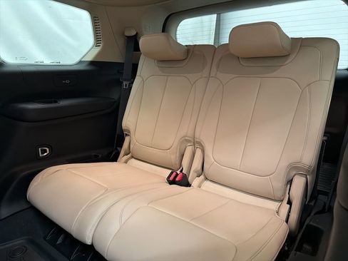 Used 2021 Jeep Grand Cherokee L Limited image 25