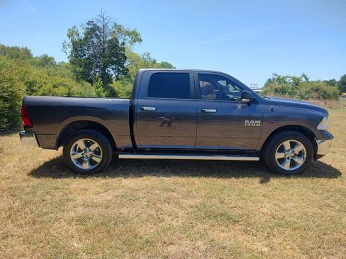 Used 2015 RAM 1500 Lone Star image 3