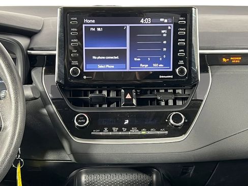 Used 2021 Toyota Corolla LE image 23