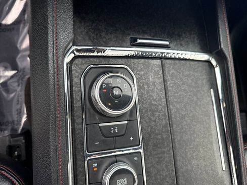 Certified 2022 Ford Expedition Max Limited image 24