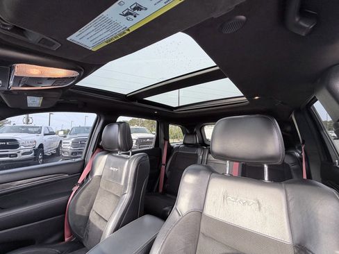 Used 2019 Jeep Grand Cherokee SRT image 11