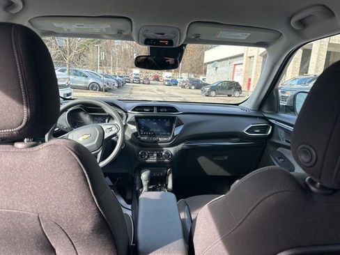 Used 2023 Chevrolet TrailBlazer LT w/ Convenience Package image 24