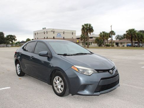 Used 2014 Toyota Corolla L image 24