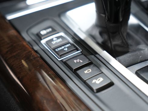 Used 2014 BMW X5 xDrive50i image 48