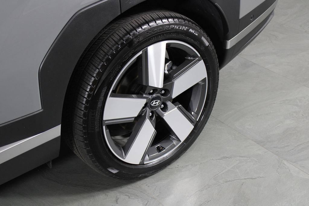 Certified 2026 Hyundai Santa Fe Limited FWD image 13