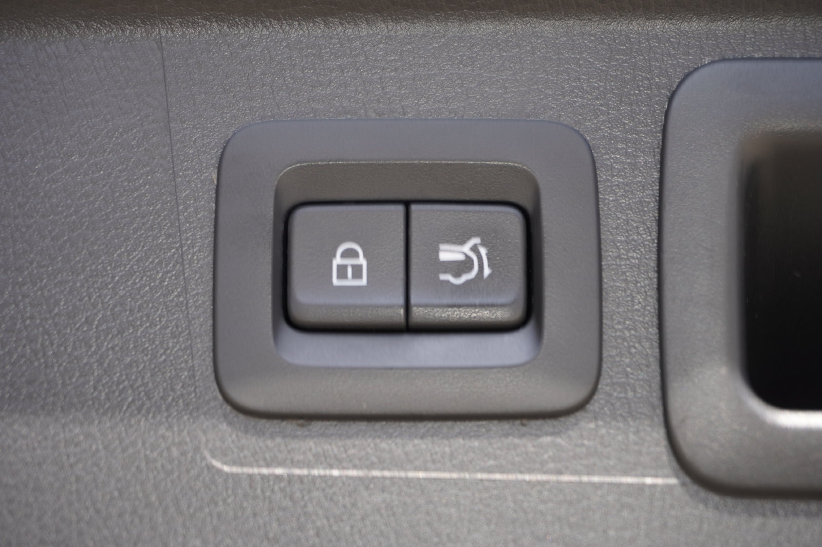 Used 2025 MAZDA CX-50 AWD 2.5 S w/ Preferred Package image 10