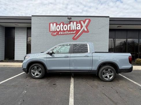 Used 2023 Honda Ridgeline RTL image 3