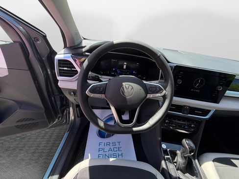 New 2026 Volkswagen Taos SE AWD/4WD image 10