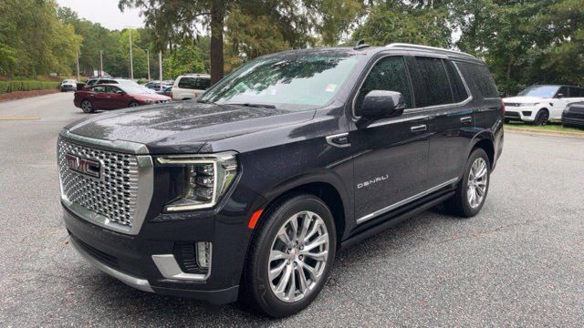 Used 2024 GMC Yukon Denali w/ Advanced Technology Package AWD/4WD image 1