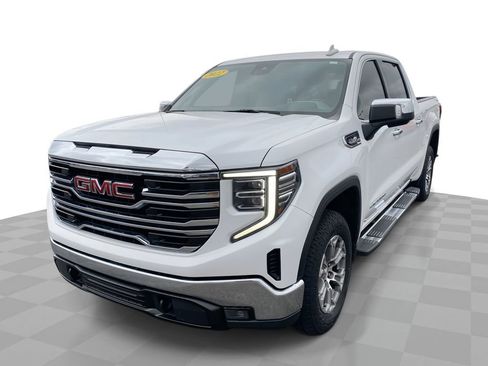Certified 2022 GMC Sierra 1500 SLT w/ SLT Convenience Package image 1