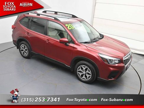 Used 2020 Subaru Forester Premium AWD/4WD image 33