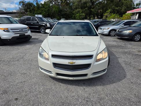 Used 2011 Chevrolet Malibu LT w/ HFV6 Engine Package image 2