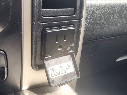 Used 2015 RAM 2500 Lone Star image 24