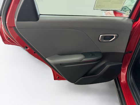 Used 2025 Kia K4 FWD image 27