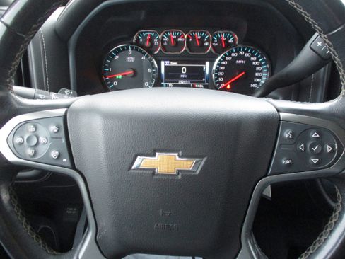 Used 2018 Chevrolet Silverado 1500 LTZ w/ Sport Package image 17