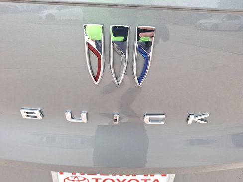 Used 2025 Buick Envista Preferred FWD image 13