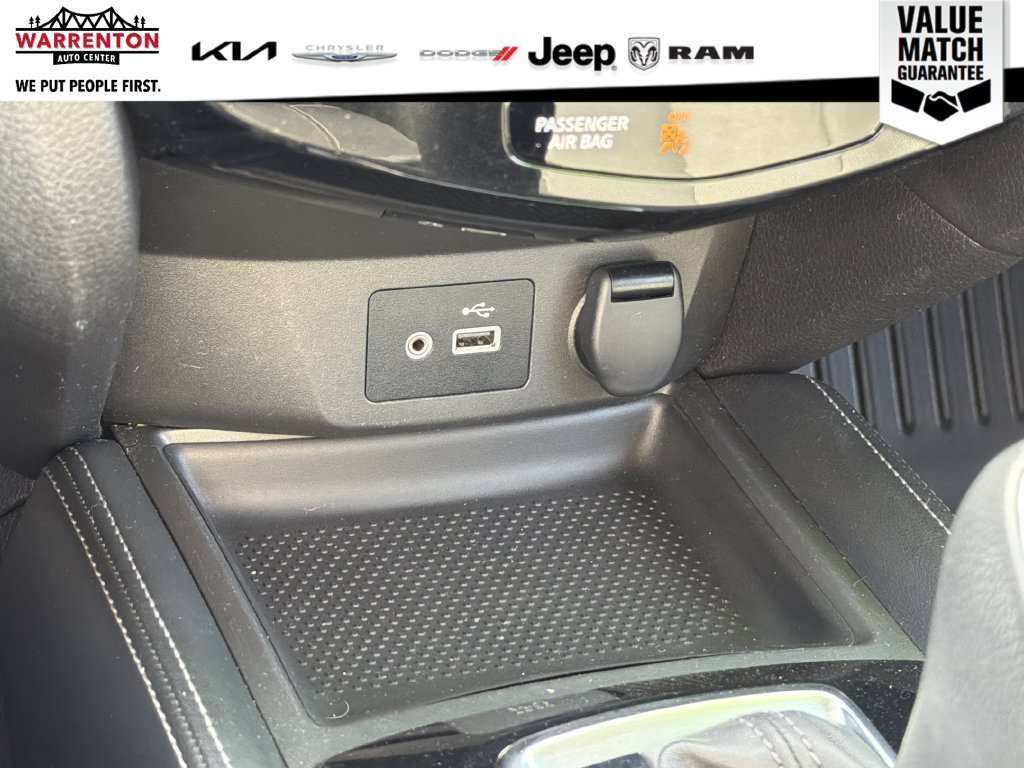 Used 2018 Nissan Rogue SL FWD image 25