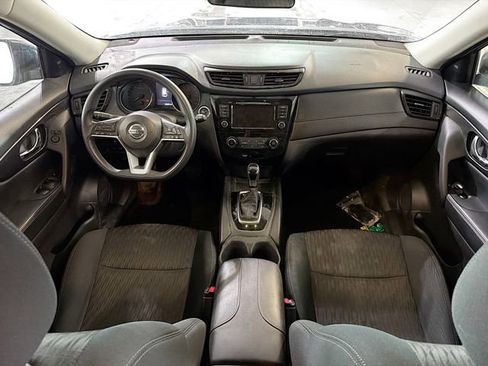 Used 2018 Nissan Rogue SV AWD/4WD image 10