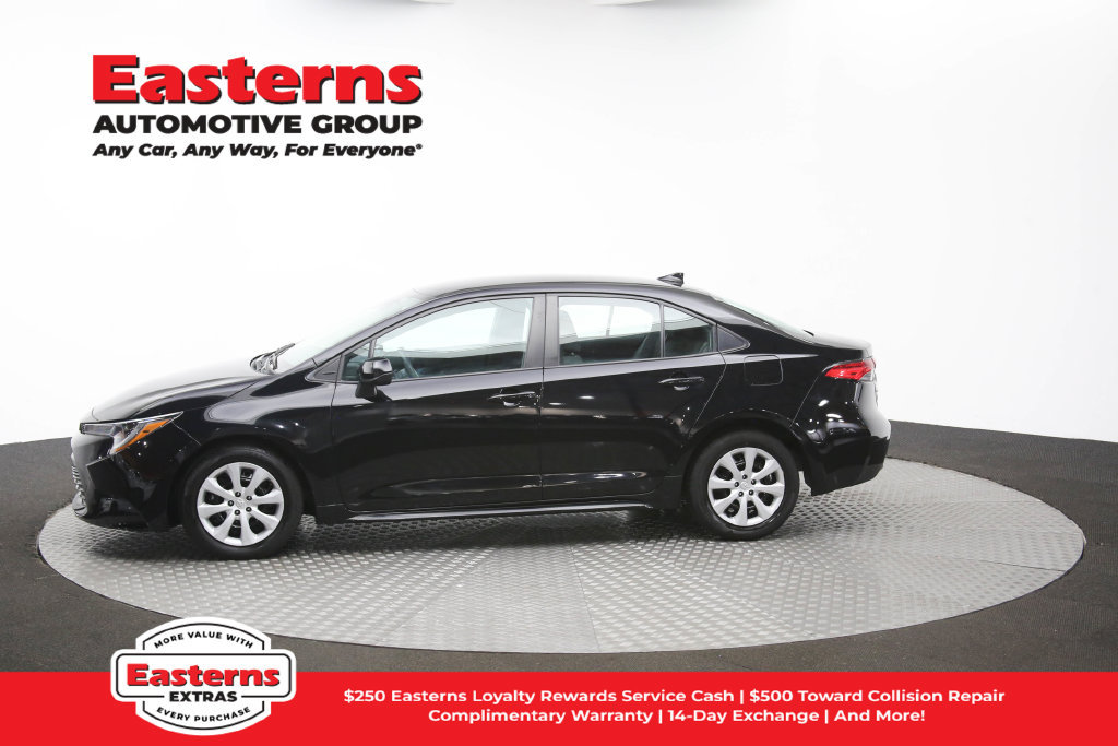 Used 2024 Toyota Corolla LE FWD image 58