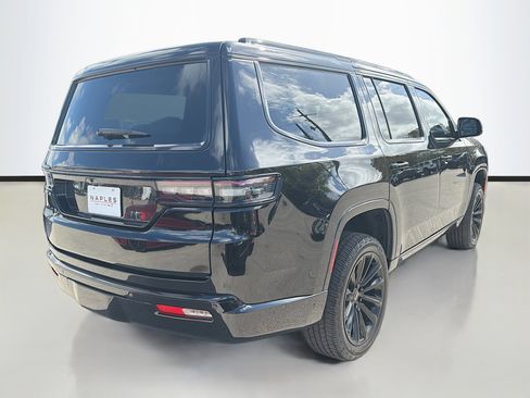 Used 2022 Jeep Grand Wagoneer Series I w/ Flexible Seating Group image 4