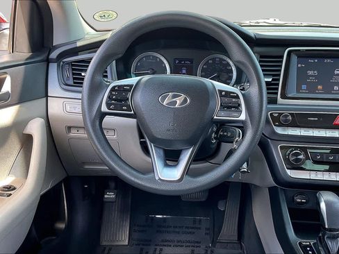 Used 2019 Hyundai Sonata SE FWD image 5