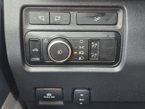Certified 2024 Ford F250 Lariat w/ FX4 Off-Road Package AWD/4WD image 17